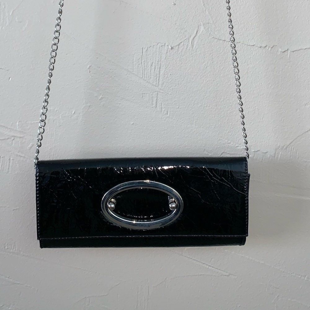 Sturdy black clutch